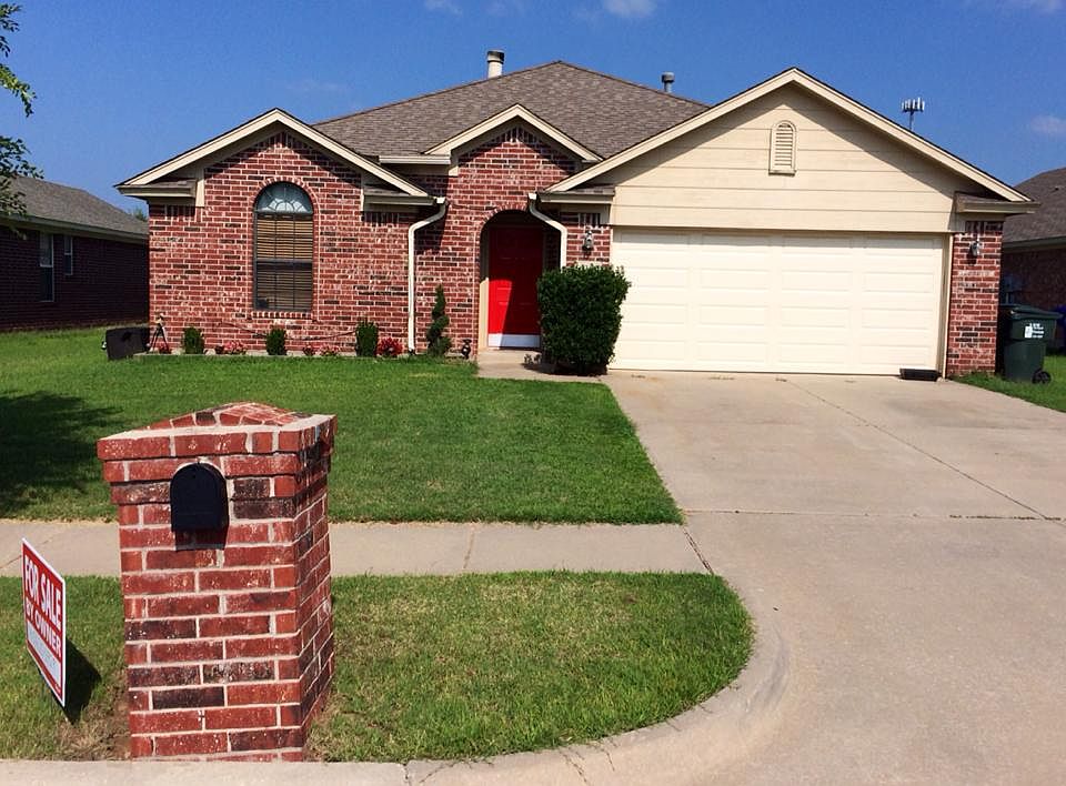 1st image of 2025 Old Central Dr