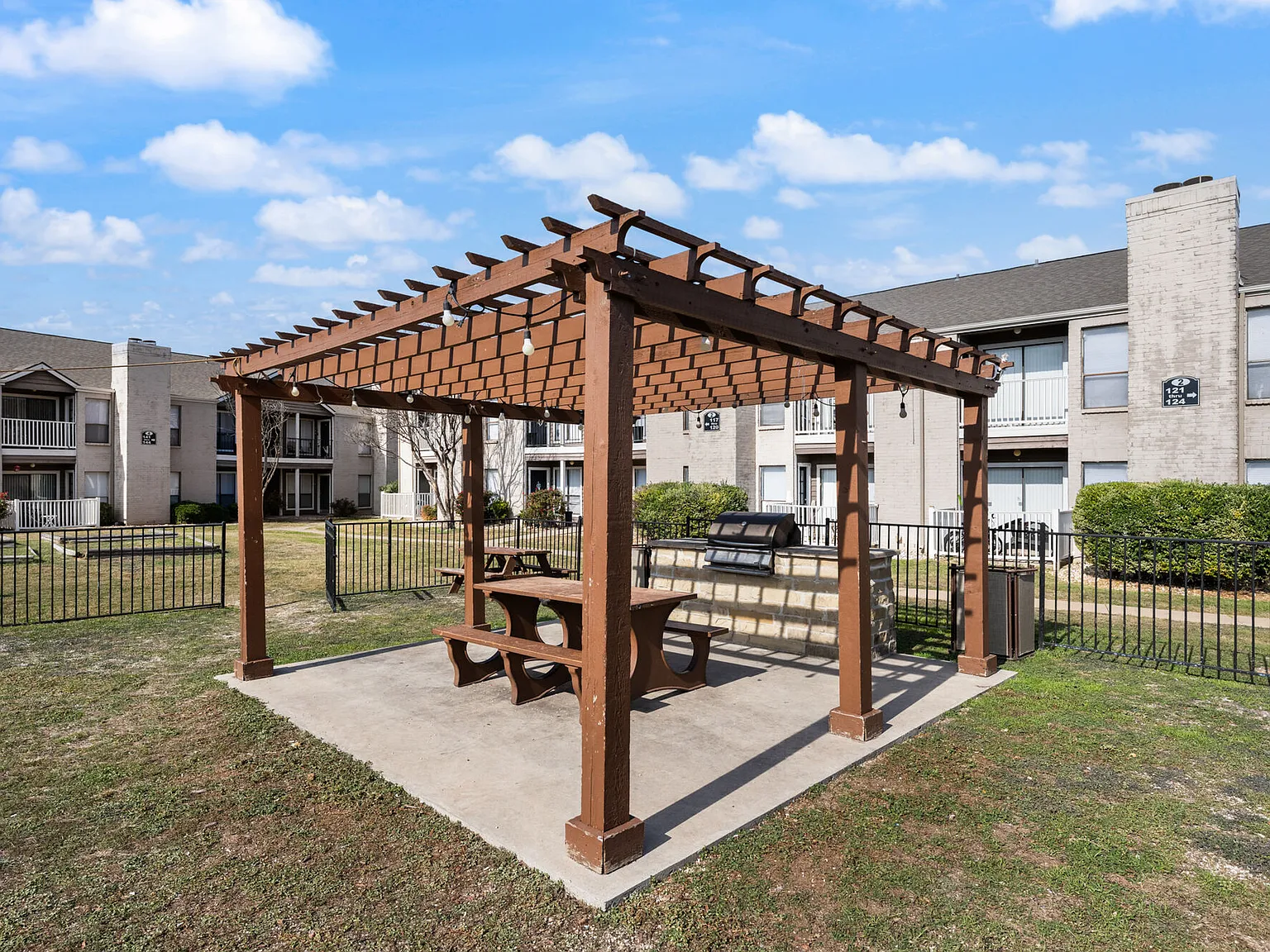 Derby Park — Photo 4