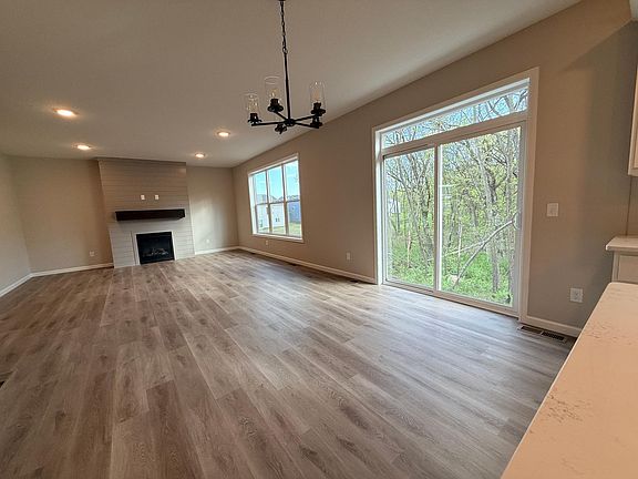 4th image of 14833 Bowers Dr NW