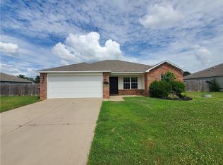 3333 Justice Dr, Bethel Heights, AR 72764