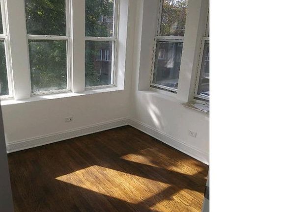 5th image of 6744 S Clyde Ave