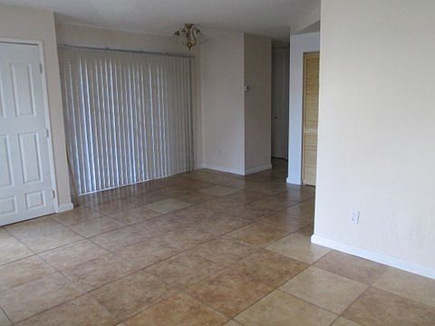 4th image of 14 El Cerrito Ct
