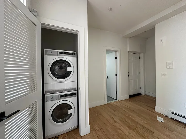 70 Lexington Ave #6E — Photo 6