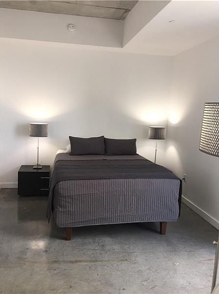 1st image of 151 NE 1st St #2700