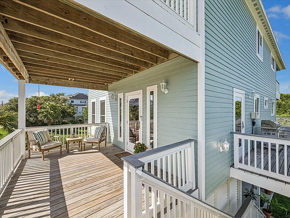 4th image of 3439 Eckert Dr