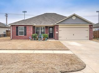 1067 Gunner Loop, Sapulpa, OK 74066