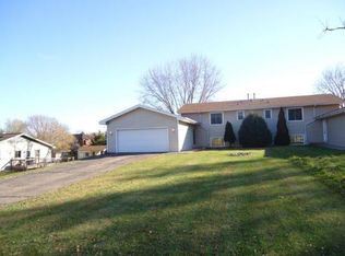 16977 Elm Ave SW, Prior Lake, MN 55372