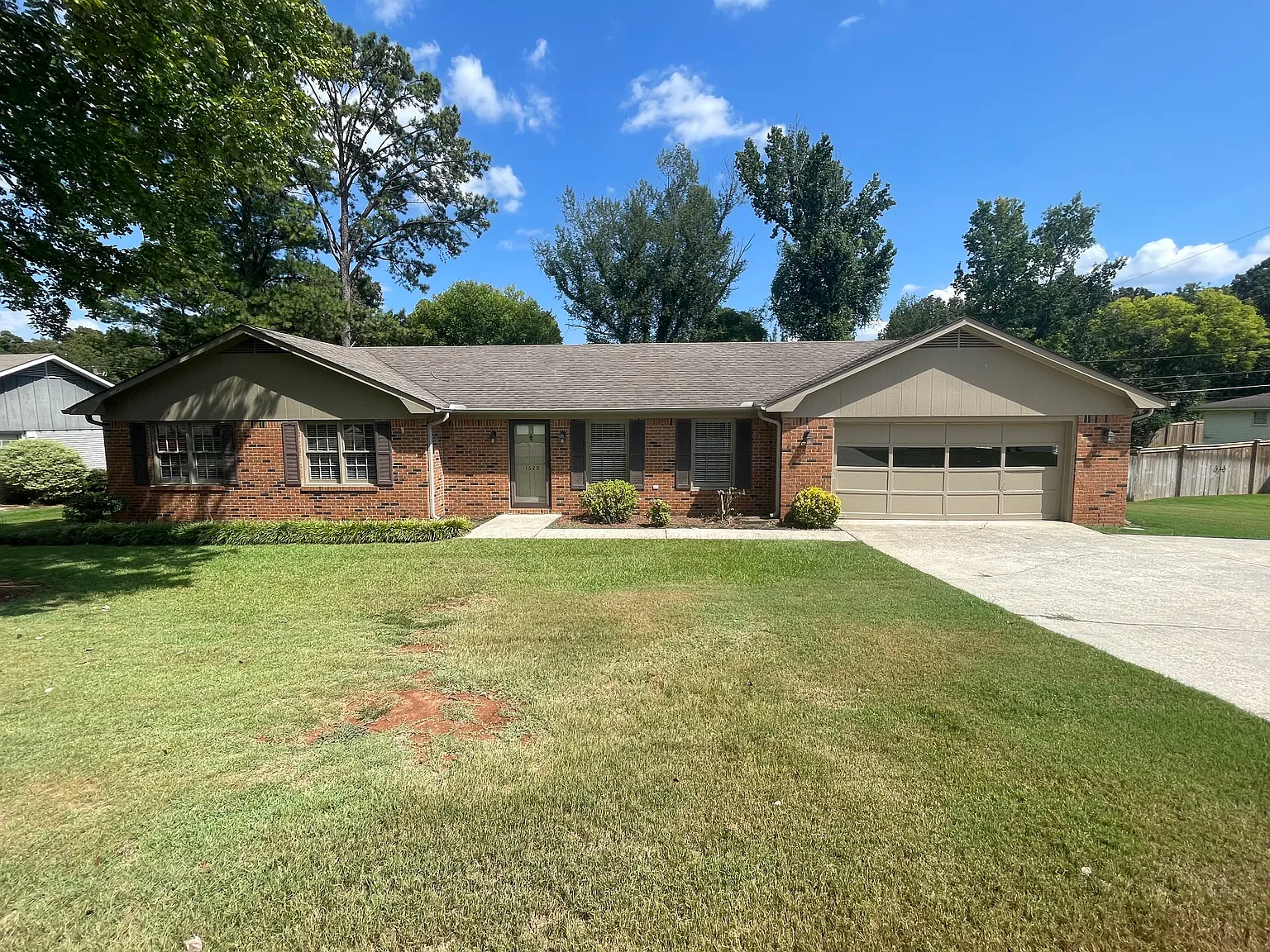 3 bed, 1630 sqft, $1,800 — Photo 1