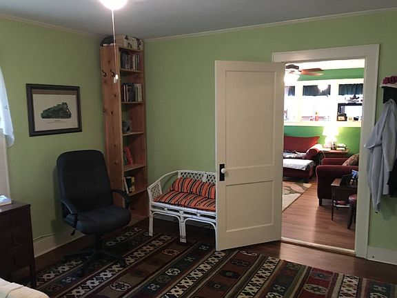 4th image of 609 E Jefferson St