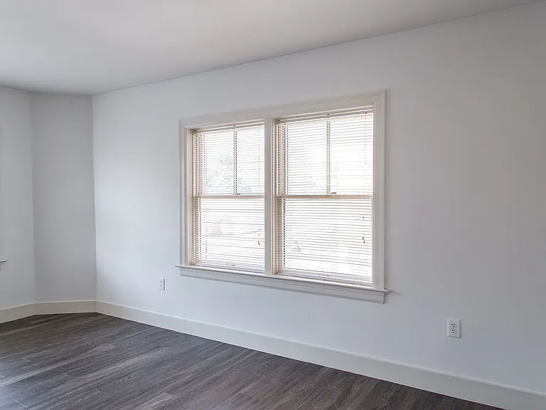 Dining/Living room