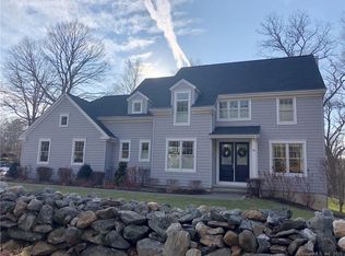 51 Smith Rd, Avon, CT 06001