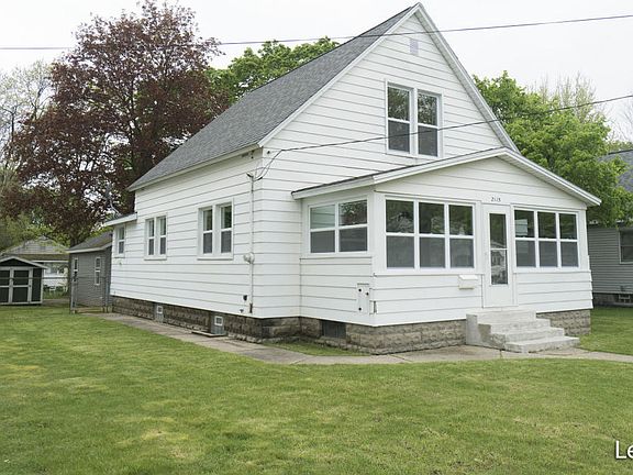 2nd image of 2115 Melita Ave NE