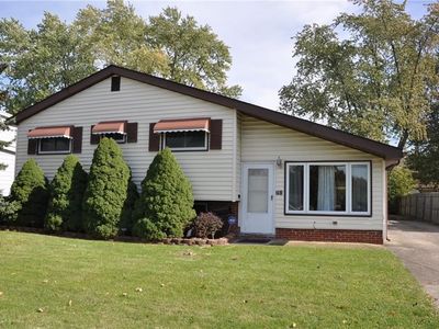 751 Abbe Rd, Elyria, OH, 44035