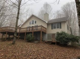 25 Staymon Rd, Waynesville, NC 28786