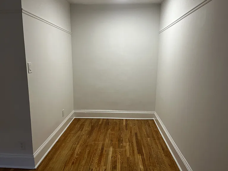 110 Oriole Pkwy — Photo 19