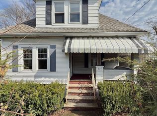 815 York Ave, Avoca, PA 18641