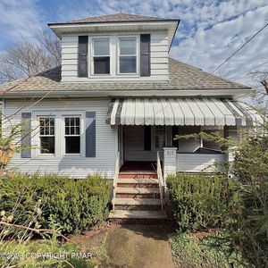 815 York Ave, Avoca, PA, 18641