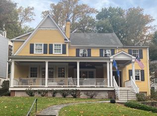 3511 Woodbine St, Chevy Chase, MD 20815