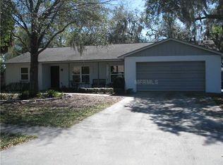 10817 Providence Oaks Dr, Riverview, FL 33578