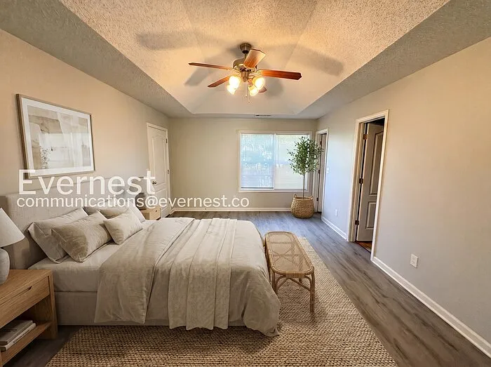 8640 Thomas Ln — Photo 5