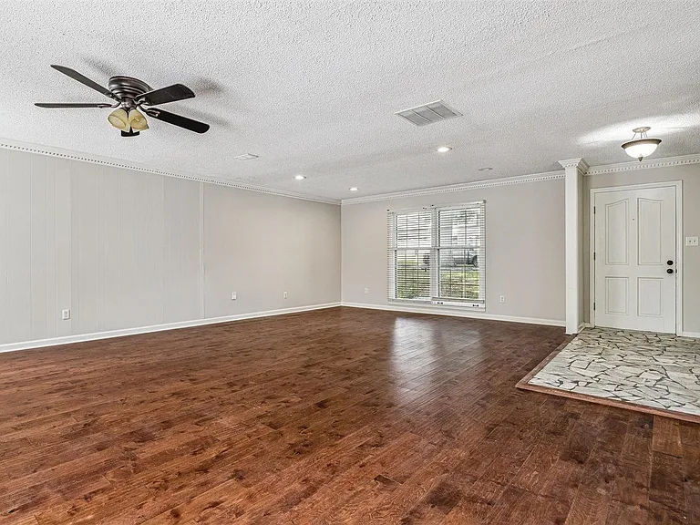2232 Burfordi Ln — Photo 15