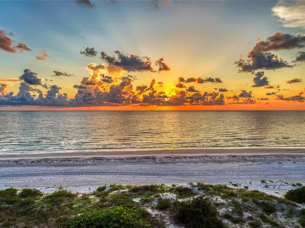 60 Gulf Blvd #212, Indian Rocks Beach, FL 33785