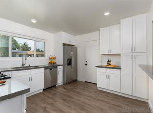 9521 Rawlins Way, Santee, CA 92071