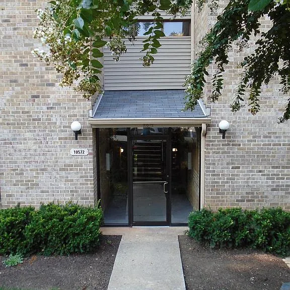 10572 Twin Rivers Rd #A-1 — Photo 1