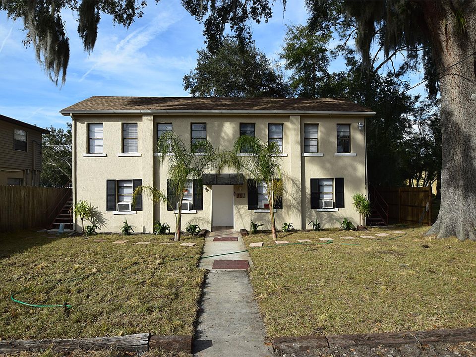 1st image of 301 Avenue B SE APT 2