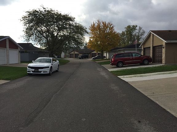 4th image of 1313 Berkley Cir