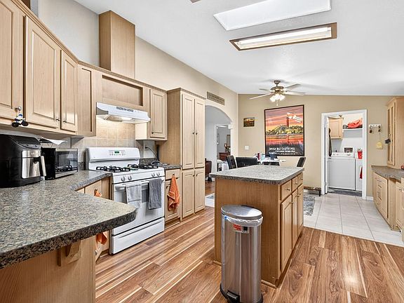 2nd image of 75 Bluejay Drive