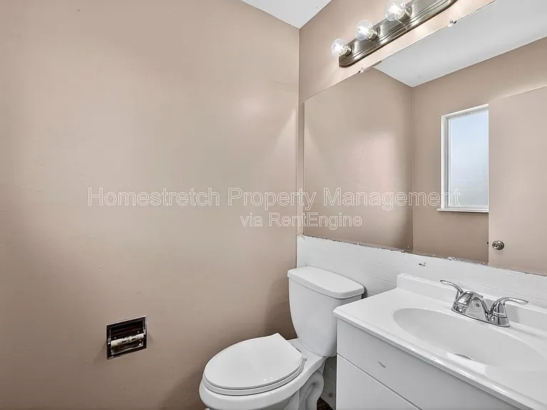 1310 Petite Dr — Photo 9