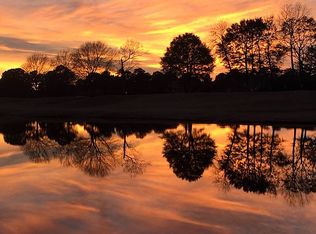 806 Fox Ridge Ln, Wilmington, NC 28405