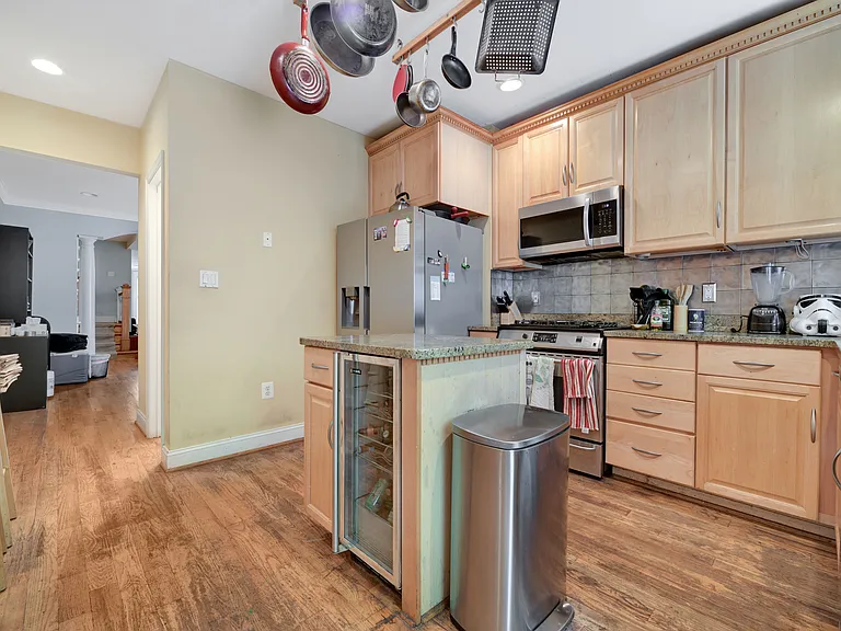 3415 Brown St NW — Photo 13