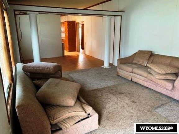 4th image of 828 Washakie St