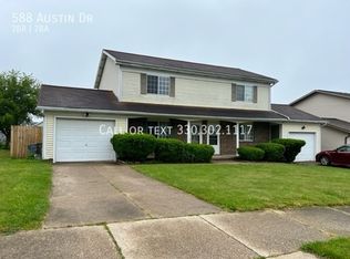 588 Austin Dr, Barberton, OH