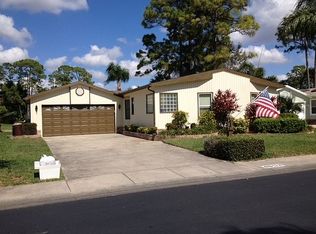 4052 Avenida Del Tura, North Fort Myers, FL 33903