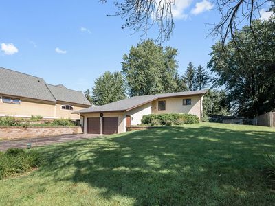 6544 49th St N, Oakdale, MN, 55128