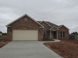 202 Brandon Way, Byron, GA 31008