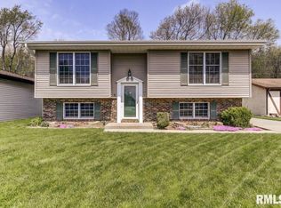 117 Buckhorn Dr, Springfield, IL 62707