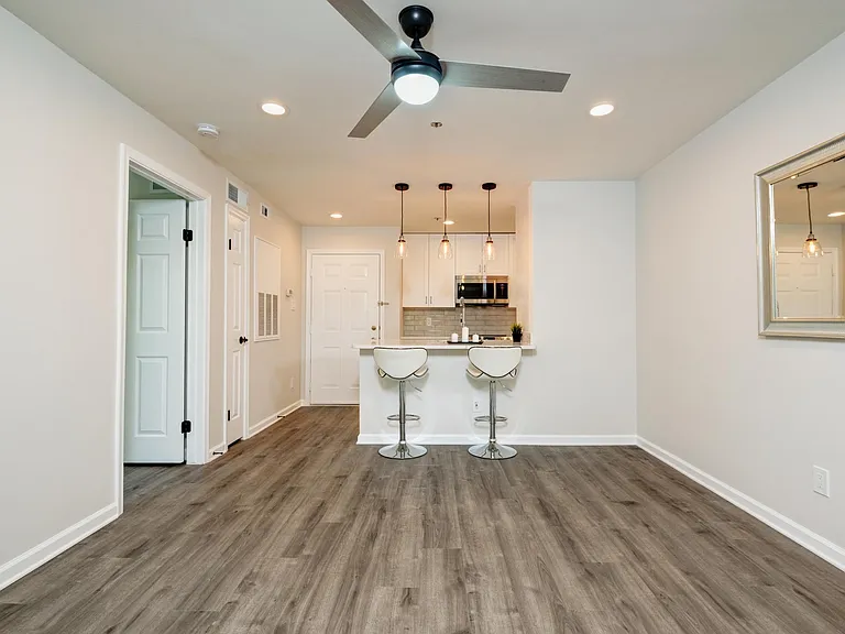 2227-3315 Wyndham Cir #2227 — Photo 11