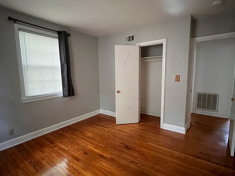 1312 Barrow Ct — Photo 10