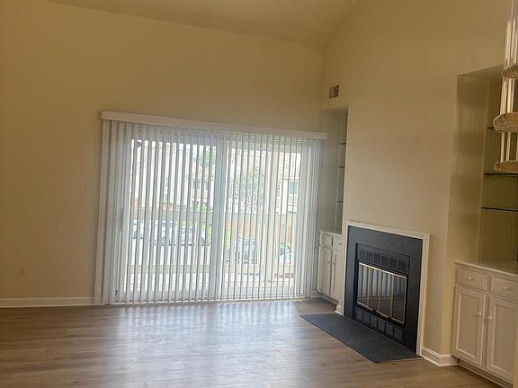 5th image of 6051 Essex Ct House B