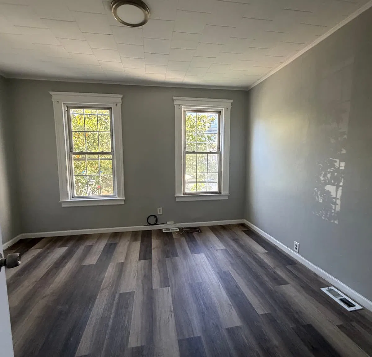 3 bed, 1000 sqft, $3,175 — Photo 4