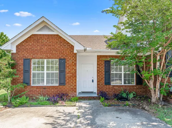 669 Treymoor Lake Cir, Alabaster, AL 35007