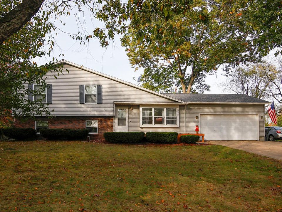 24641 Beacon Hill Terrace-101