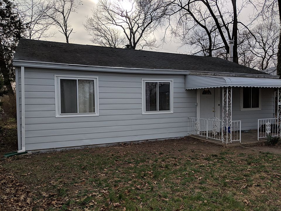 1st image of 525 W Way Gln