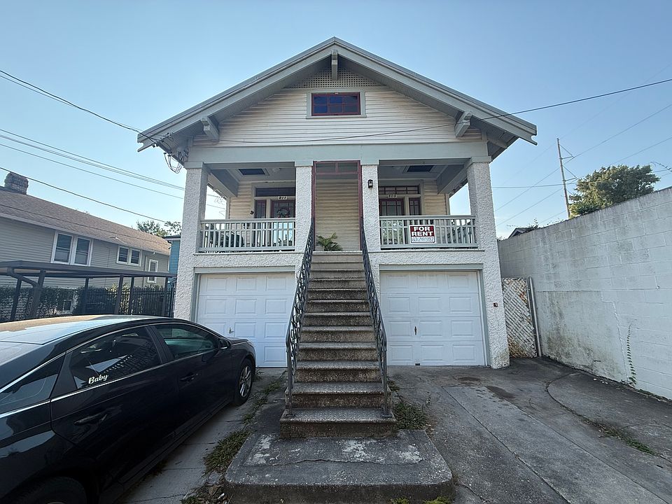 1st image of 209 Audubon St