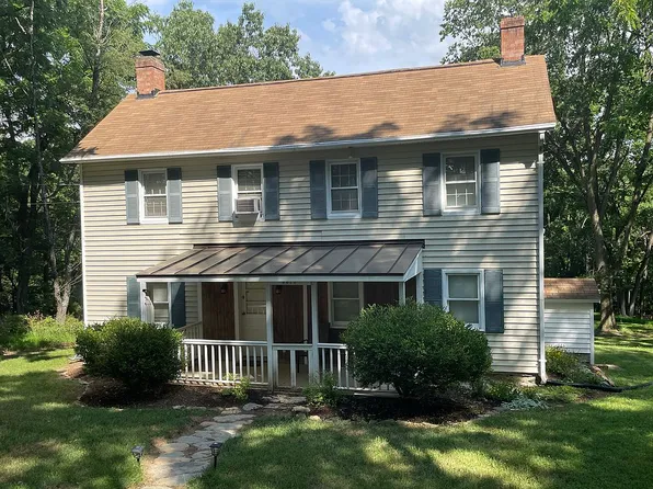 5613 Woodville Rd, Mount Airy, MD 21771