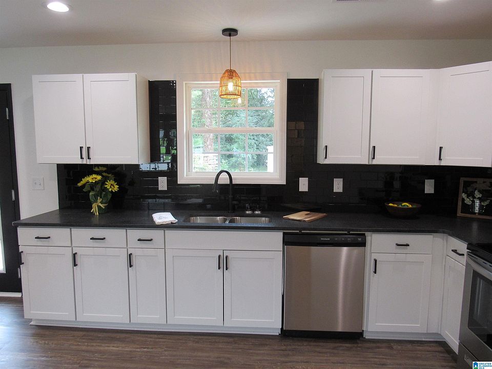 4420 Lindale Dr, Anniston, AL 36206 Zillow